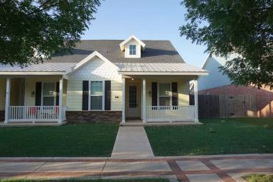 Main picture of 2117 10th St