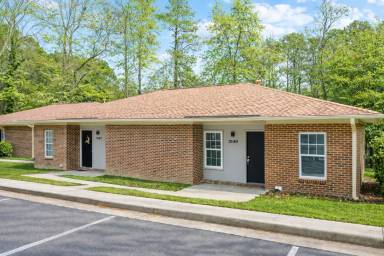 Main picture of Country Club View Apartments