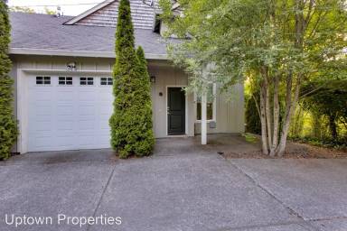 Main picture of 11404 SW 49th Ave