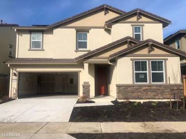 Main picture of 225 Goose Creek Ave
