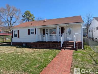 Main picture of 2212 Birch Ave