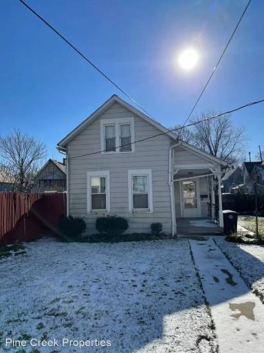Main picture of 3229 Riverside Ave
