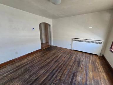 Main picture of 300 S Colorado St