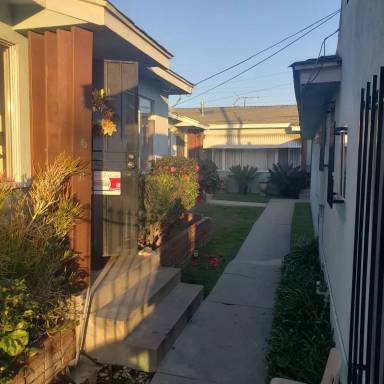 Main picture of 9416 State St