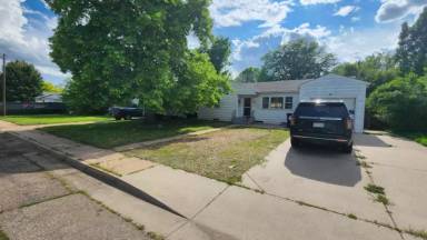 Main picture of 2421 13th Ave