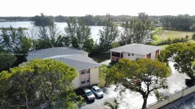 Main picture of 11515 NW 22nd Ave
