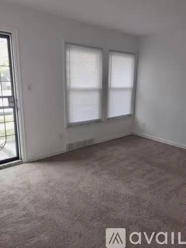 Main picture of 17204 Bentler St