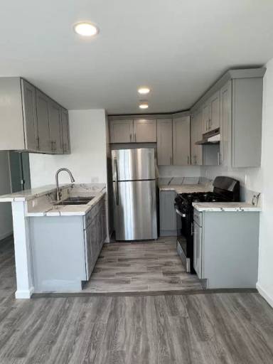 Main picture of 1503 S Cochran Ave