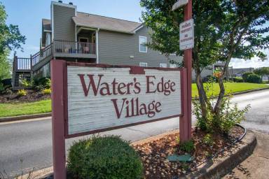 Main picture of 353 Waters Edge Ln