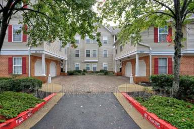Main picture of 5814 Wyndham Cir