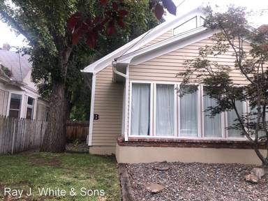 Main picture of 409 6th Ave