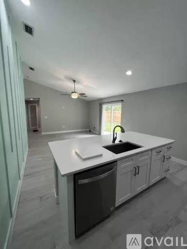 Main picture of 5515 Eagle Way