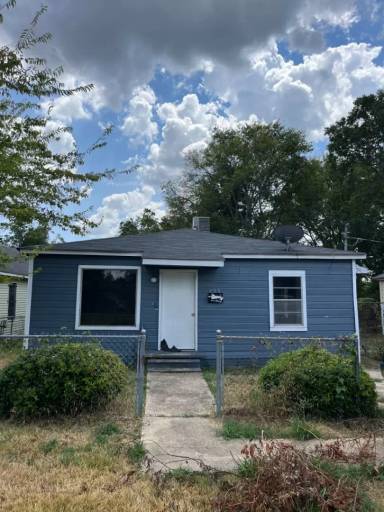 Main picture of 223 W 85th St