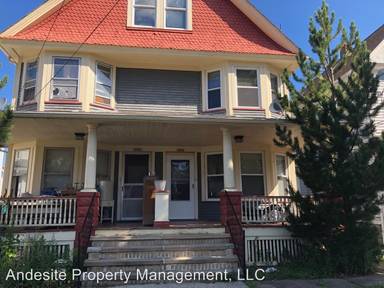 Main picture of 3824 Spokane Ave