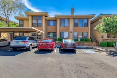 Main picture of Larronata Condominiums
