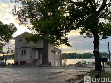 Main picture of 2811 Waldoah Beach Rd