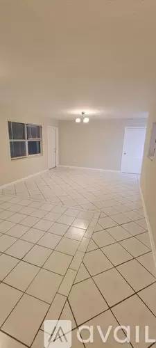Main picture of 102 Alabama Rd S