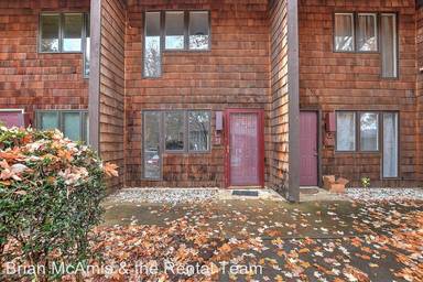 Main picture of 115 Beechnut St