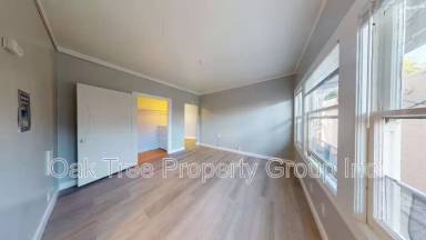 Main picture of 1521 3rd Ave