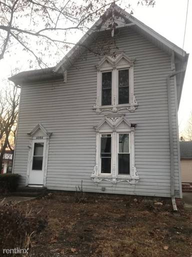 Main picture of 4094 Clark Ave