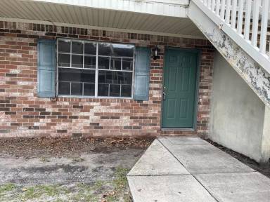 Main picture of 215 Darsey Rd