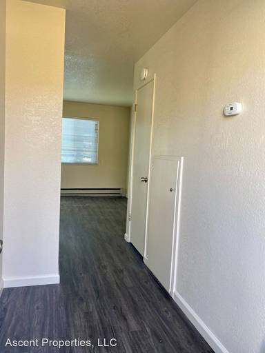 Main picture of 289 Reservation Rd