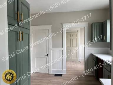 Main picture of 497 Russell St