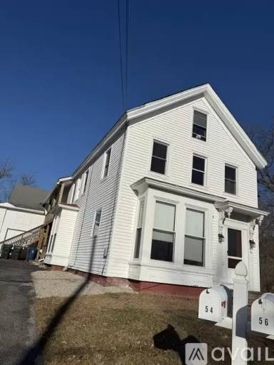 Main picture of 56 Maple St