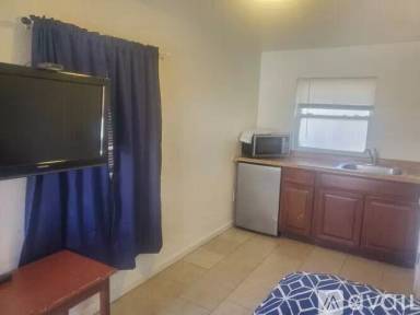 Main picture of 3445 W Colorado Ave