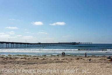 Main picture of 4411 Mentone St