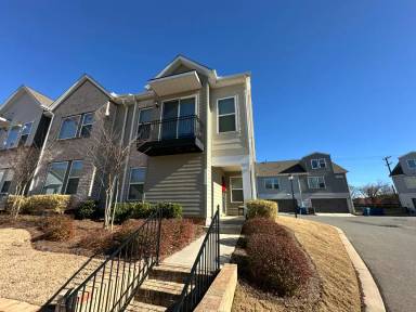 Main picture of 1404 Winding Stream Rd