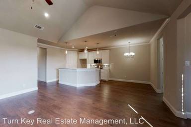 Main picture of 4904 Dacy Ln