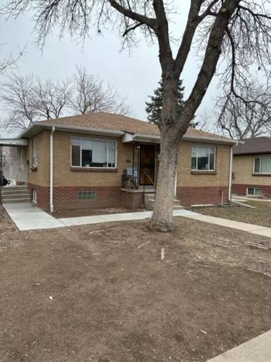 Main picture of 825 S Ogden St