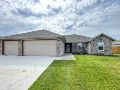 Main picture of 252 Rabbit Run Ct
