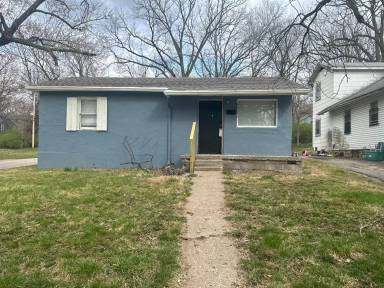 Main picture of 5821 College Ave