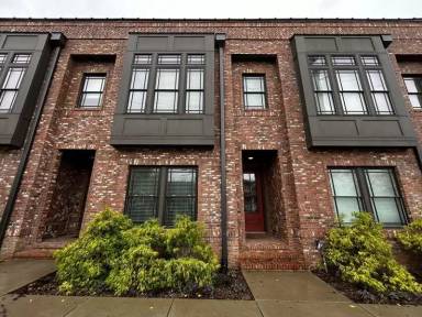 Main picture of 713 26th Ave N