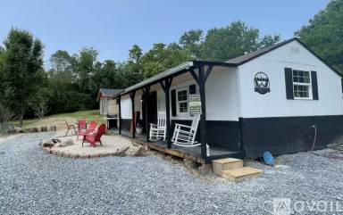 Main picture of 317 Bulldog Miller Rd