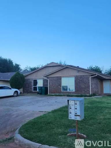 Main picture of 2808 SE 55th St