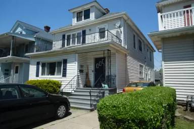 Main picture of 619 Linden Ave