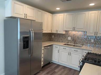 Main picture of 424 Pine Haven St