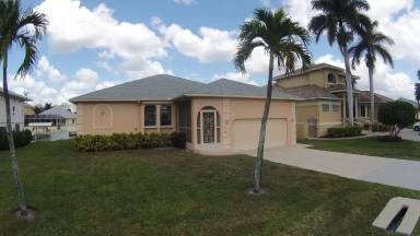 Main picture of 389 Heron Ave