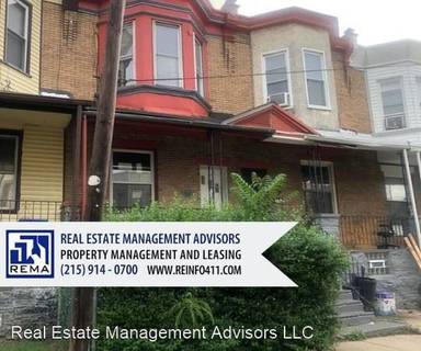 Main picture of 460 N Dearborn St