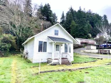 Main picture of 617 Front St