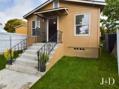Main picture of 945 46th St