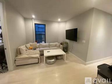 Main picture of 195 Stanton St