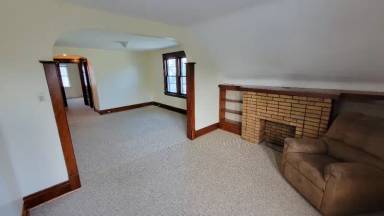 Main picture of 253 Shirley Ave