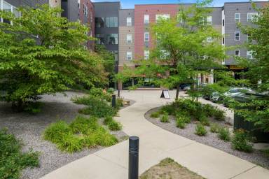 Main picture of The Cloud on 5th