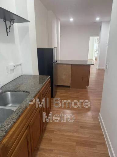 Main picture of 2679 Wilkens Ave