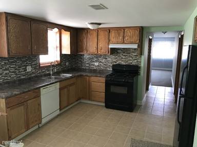 Main picture of 4102 N Neenah Ave