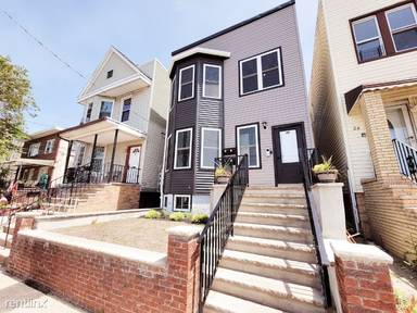 Main picture of 26 Gates Ave